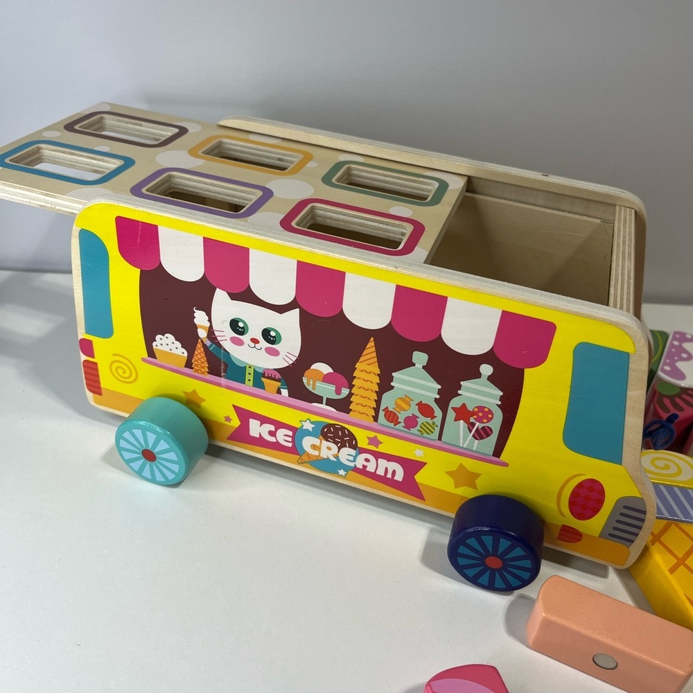 Colorful Wooden Ice Cream Truck Pull Toy with Magnetic Ice Cream blocks - Picture 5 of 12